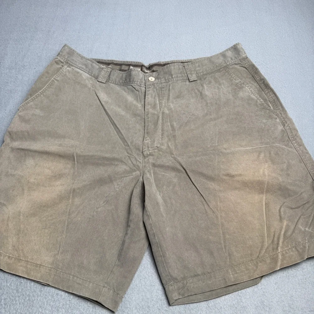 Tommy Bahama Mens Silk Blend Flat Front Casual Shorts Taupe Brown Size 40